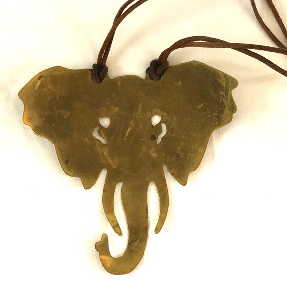 Artisan Hand Crafted Elephant on Leather Necklace. - Picture 8 of 15
